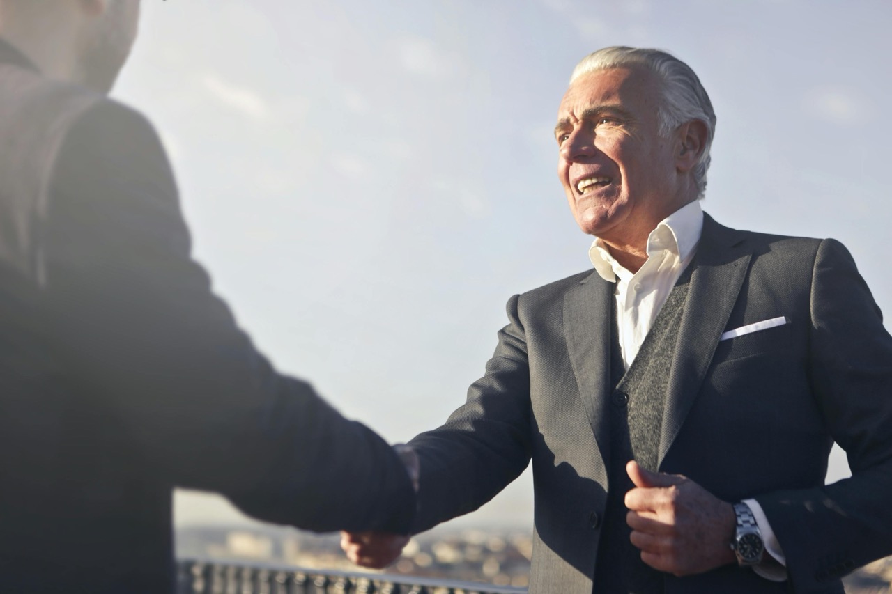 How to Find Users to Interview: A Practical Guide for Different Stages